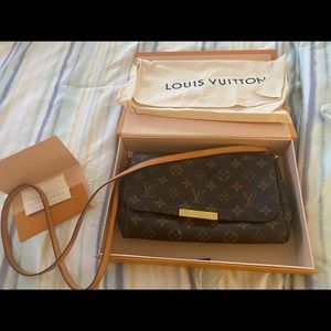 Louis Vuitton Favorite MM